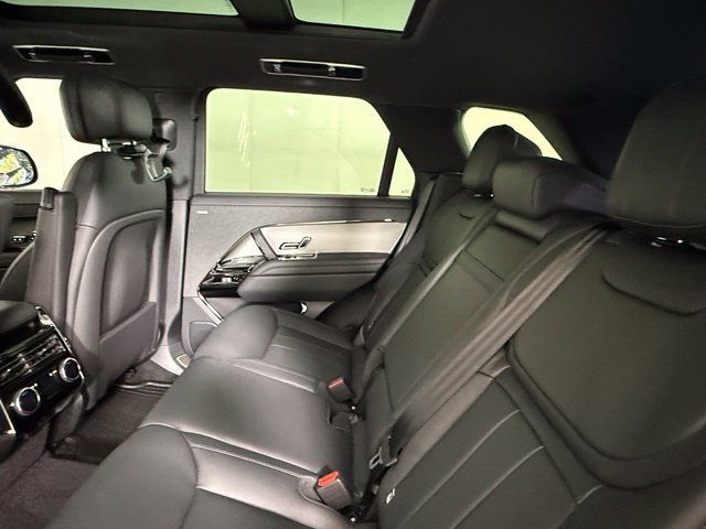 New 2027 Land Rover Range Rover Sport SE AWD/4WD image 30