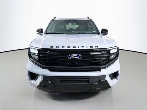 New 2027 Ford Expedition Platinum w/ Stealth Performance Package AWD/4WD image 2