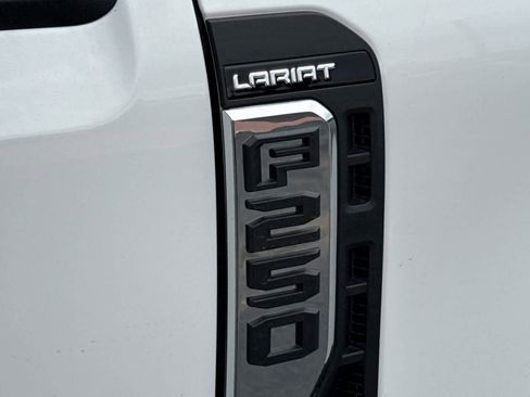 New 2026 Ford F250 Lariat w/ Chrome Package image 7