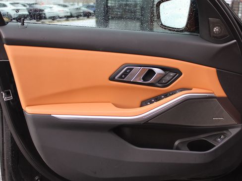 Used 2023 BMW M340i xDrive w/ Premium Package image 9