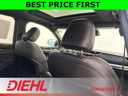 New 2025 Jeep Grand Cherokee Altitude w/ Trailer Tow Package image 13