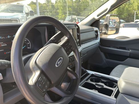 Used 2025 Ford F250 XLT w/ FX4 Off-Road Package AWD/4WD image 16