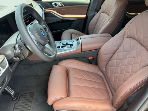 Used 2026 BMW X5 xDrive50e w/ M Sport Package AWD/4WD image 12