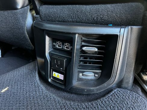 Used 2021 RAM 2500 Laramie AWD/4WD image 39