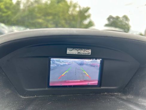 Used 2014 Ford Escape SE image 29