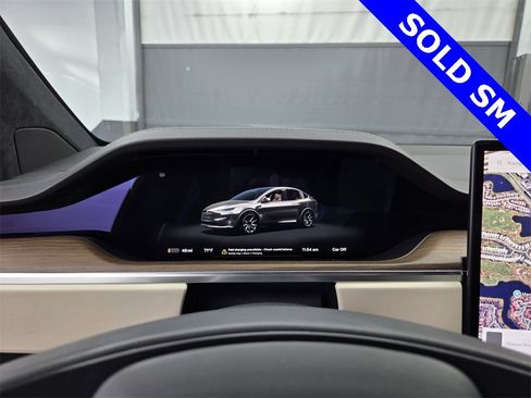Used 2023 Tesla Model X image 34