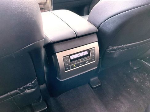 Used 2016 Lexus GX 460 w/ Premium Package image 32