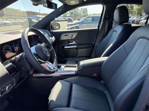 Certified 2025 Mercedes-Benz GLA 250 4MATIC image 4