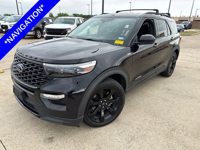Certified 2023 Ford Explorer ST-Line w/ Class IV Trailer Tow Package