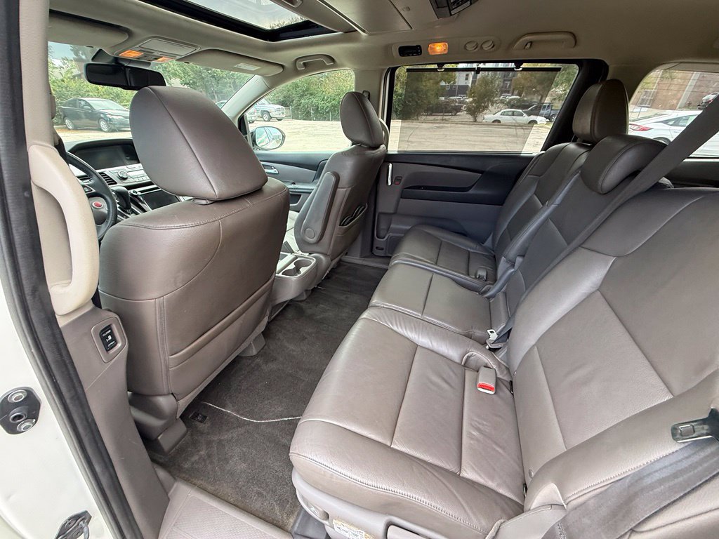 Used 2016 Honda Odyssey Touring Elite image 27