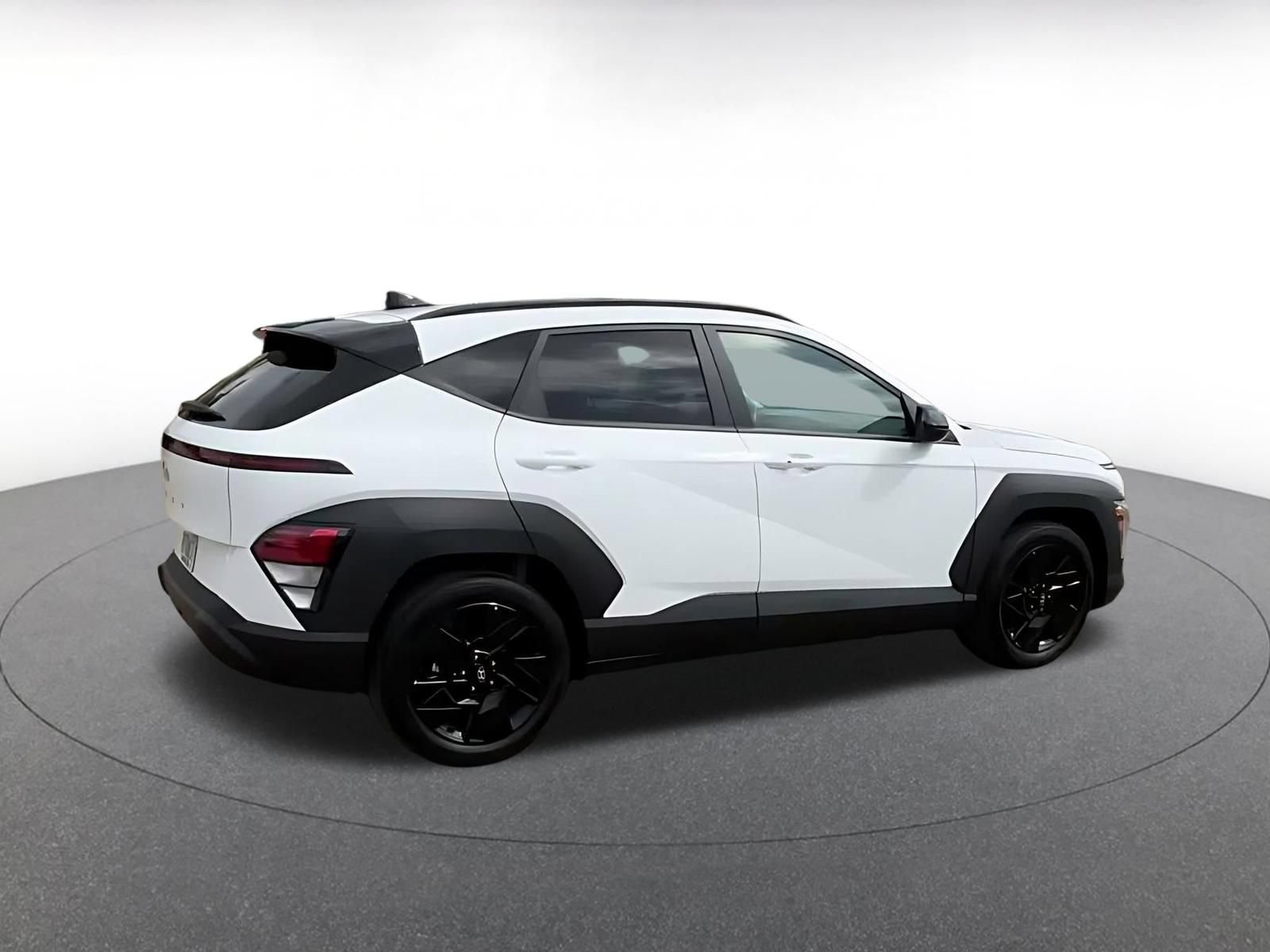Used 2026 Hyundai Kona SEL Sport FWD image 14