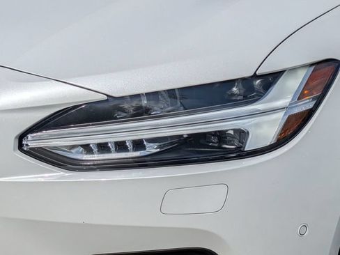 Certified 2023 Volvo S90 B6 Ultimate w/ Protection Package Premier AWD/4WD image 9