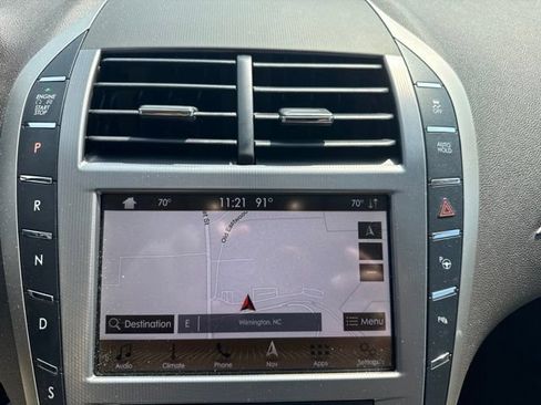 Used 2019 Lincoln MKZ Reserve w/ Luxury Package AWD/4WD image 10
