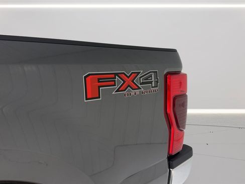 Certified 2021 Ford F250 Lariat w/ Lariat Value Package AWD/4WD image 30