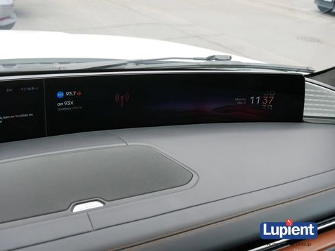 Used 2025 Lincoln Navigator Black Label AWD/4WD image 25