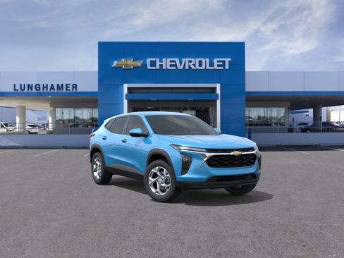New 2026 Chevrolet Trax LS w/ LS Convenience Package FWD image 25