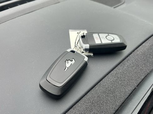Used 2021 Ford Mustang Mach-E Premium AWD/4WD image 9