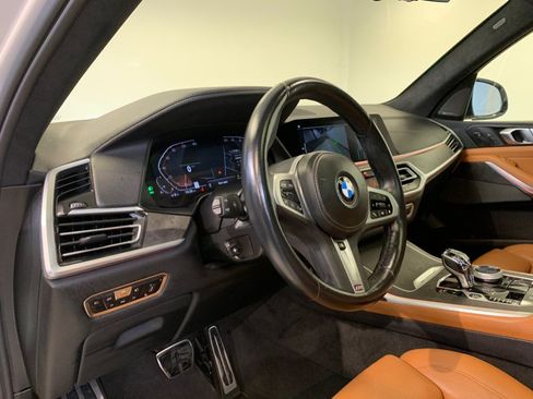 Used 2022 BMW X7 xDrive40i w/ M Sport Package AWD/4WD image 18
