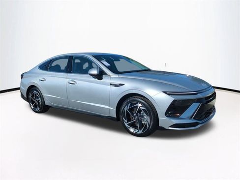 New 2026 Hyundai Sonata SEL image 2