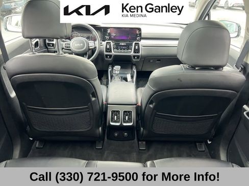 Certified 2022 Kia Sorento S w/ Panoramic Sunroof Package image 53