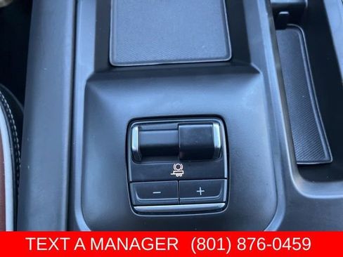 Used 2024 GMC Sierra 3500 Denali Ultimate AWD/4WD image 25