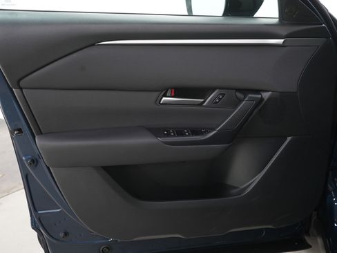 Certified 2025 MAZDA CX-50 AWD 2.5 S w/ Select Package image 21