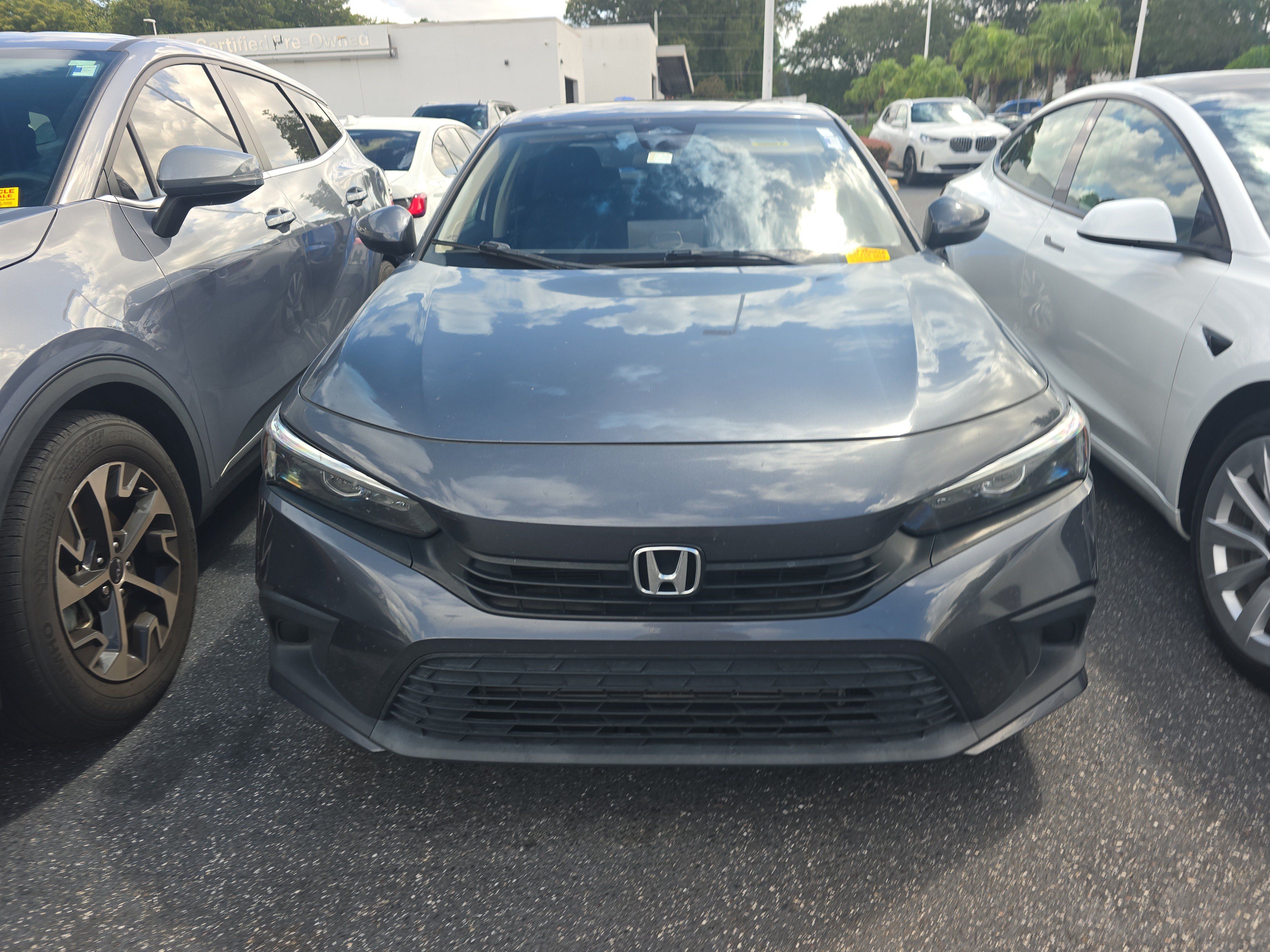 Used 2022 Honda Civic EX image 2