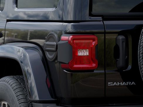 New 2026 Jeep Wrangler Unlimited Sahara AWD/4WD image 9