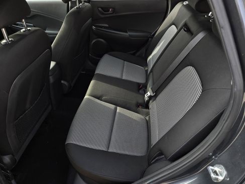 Used 2019 Hyundai Kona SE FWD image 12