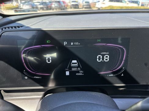 Used 2024 Kia Sportage EX image 15