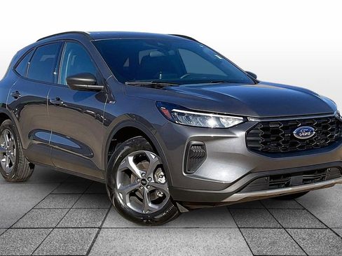 Used 2025 Ford Escape ST-Line image 2