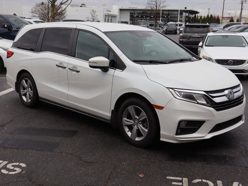 Used 2020 Honda Odyssey EX image 13