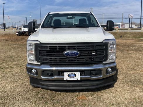 New 2026 Ford F250 XL w/ FX4 Off-Road Package AWD/4WD image 2