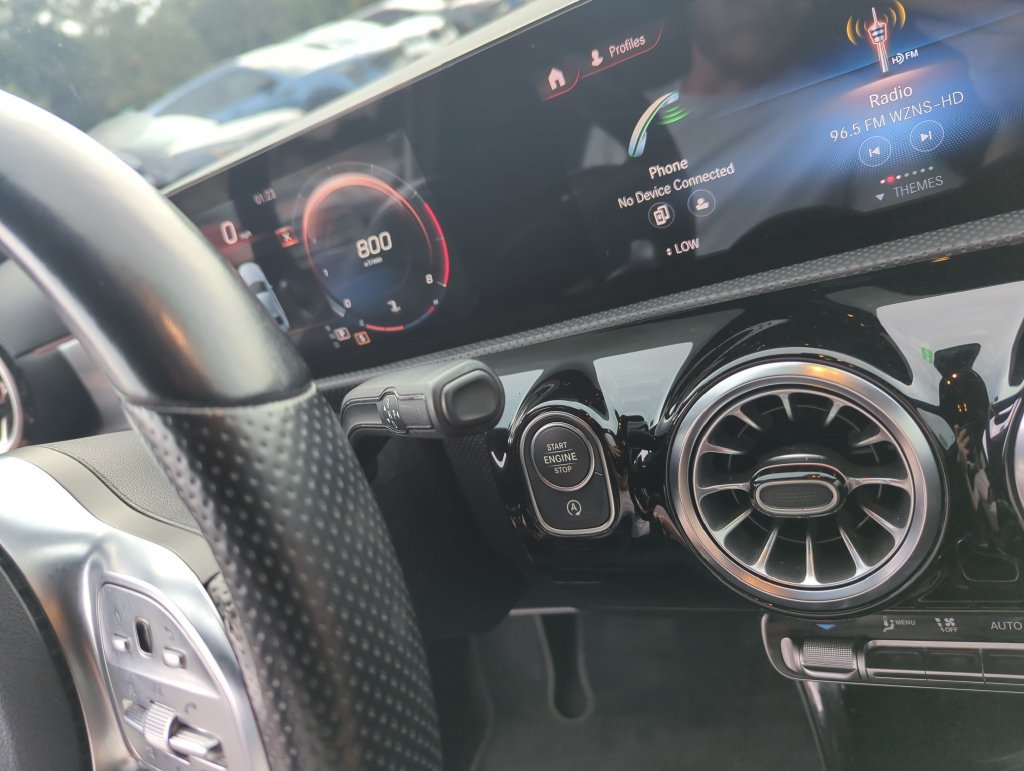 Used 2022 Mercedes-Benz A 220 image 24