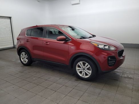 Used 2018 Kia Sportage LX AWD/4WD image 11