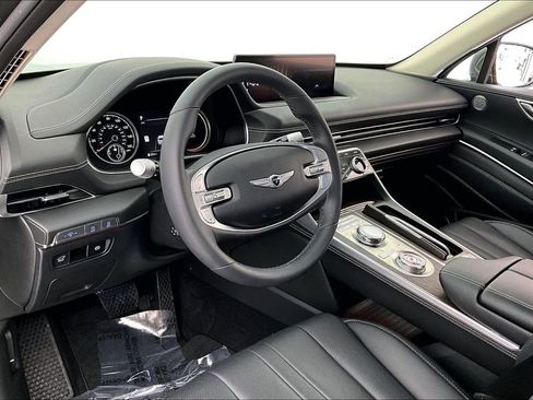 Used 2024 Genesis GV80 3.5T image 16