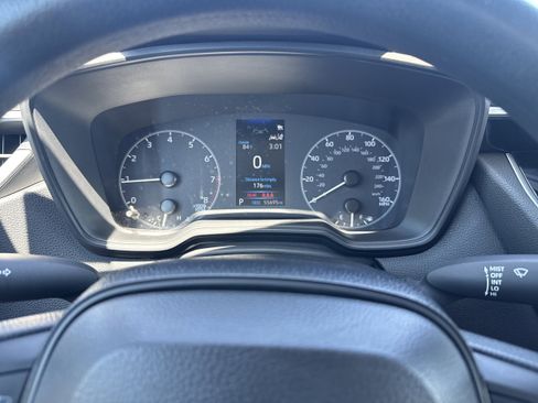 Used 2024 Toyota Corolla LE FWD image 16