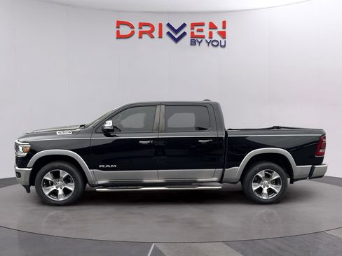 Used 2021 RAM 1500 Laramie AWD/4WD image 2