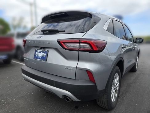 Certified 2023 Ford Escape Active AWD/4WD image 42