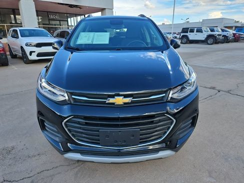 Used 2019 Chevrolet Trax LT FWD image 6