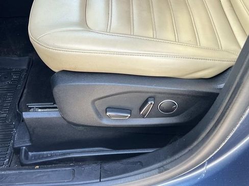 Certified 2019 Ford Edge SEL w/ Equipment Group 201A image 20