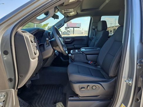 Used 2025 Chevrolet Silverado 1500 Custom Trail Boss w/ Turbomax Blackout Package AWD/4WD image 15