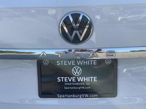 Certified 2023 Volkswagen Atlas SE FWD image 9