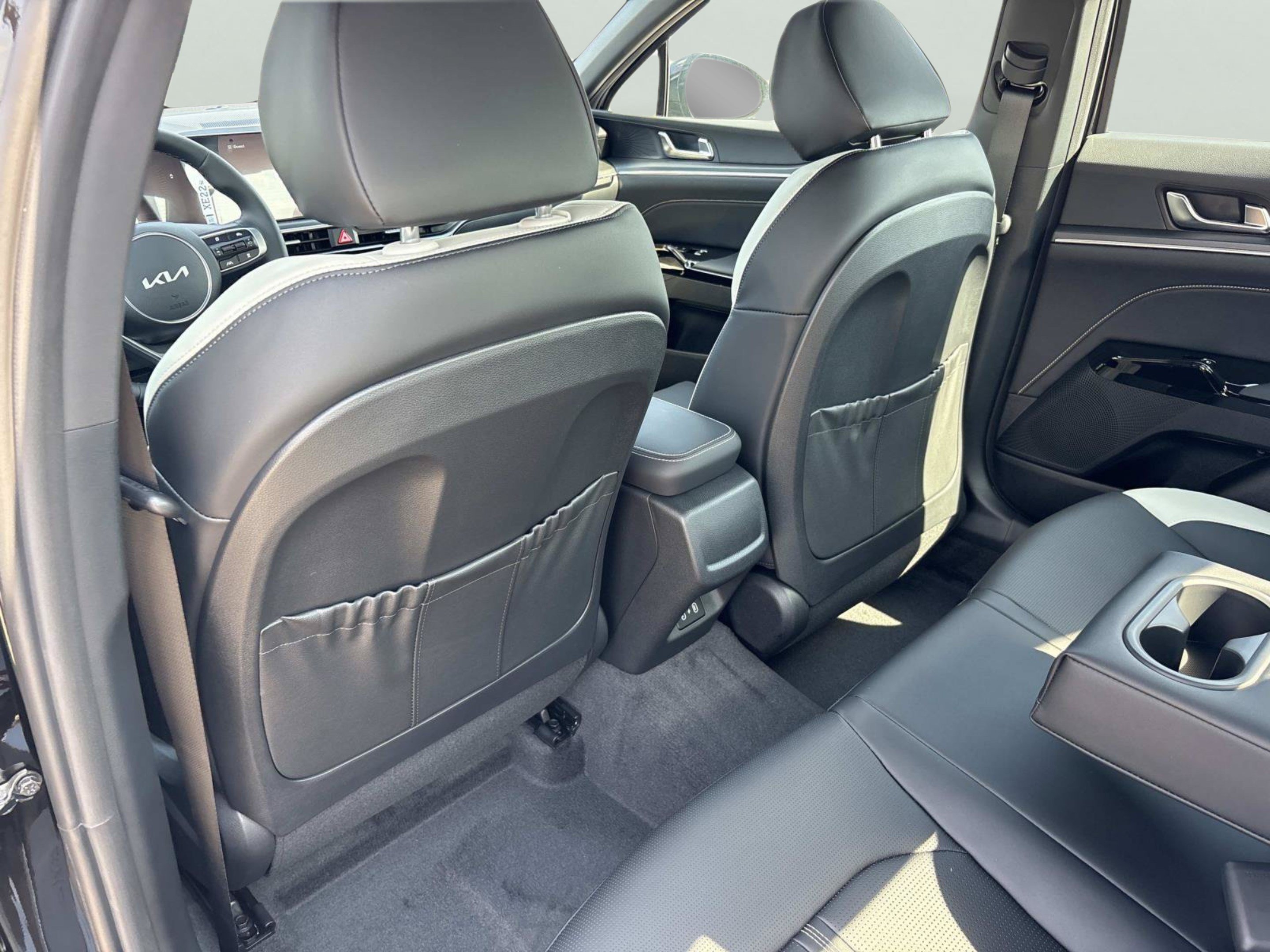 New 2027 Kia K5 GT-Line FWD image 12