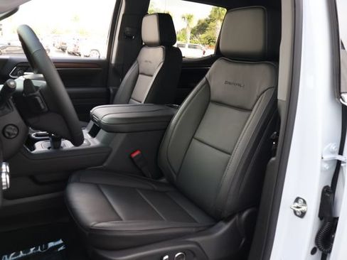 New 2026 GMC Sierra 1500 Denali w/ Denali Reserve Package AWD/4WD image 15