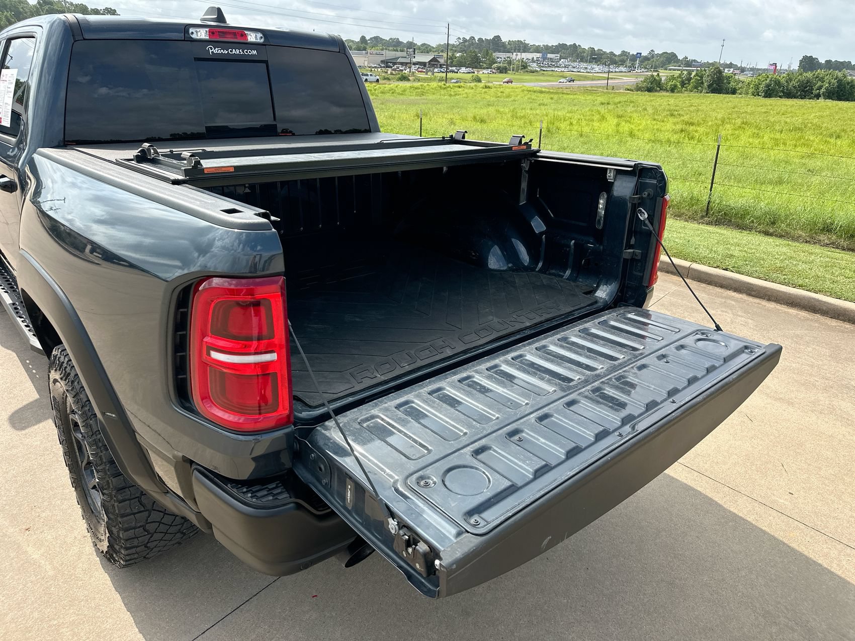 Used 2025 RAM 1500 RHO AWD/4WD image 23
