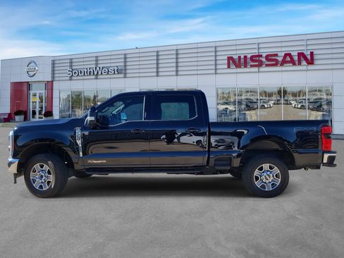 Used 2024 Ford F250 Lariat w/ FX4 Off-Road Package image 10