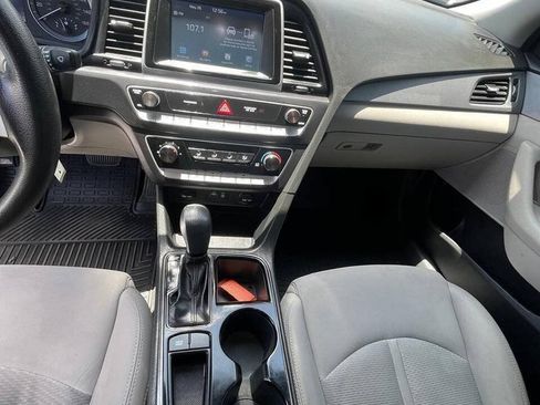 Used 2019 Hyundai Sonata SE FWD image 10