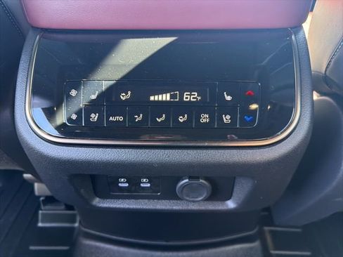 Used 2025 INFINITI QX80 Autograph AWD/4WD image 23