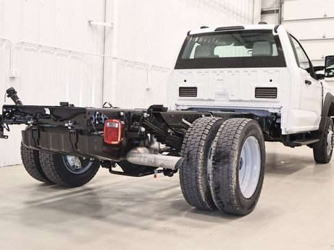 New 2026 Ford F550 4x4 Regular Cab Super Duty image 8